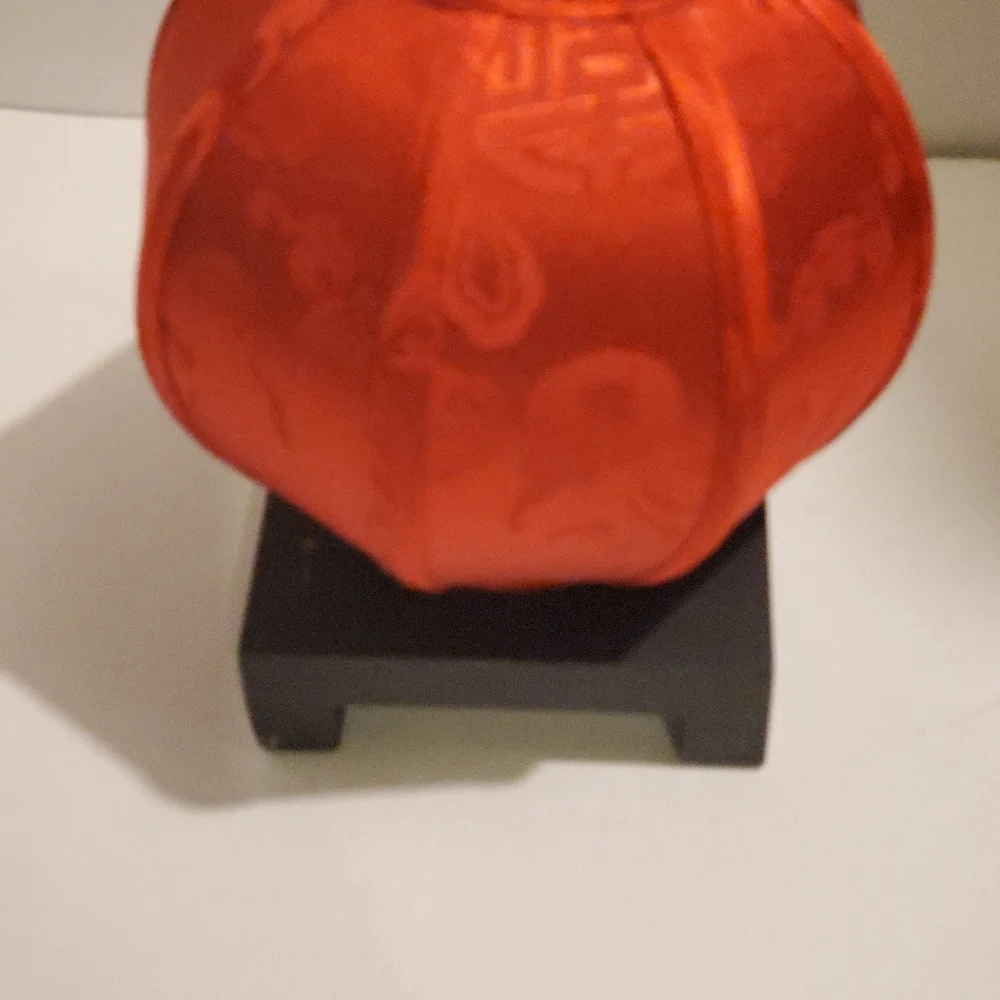 Red Oriental Tea Candle Holdee